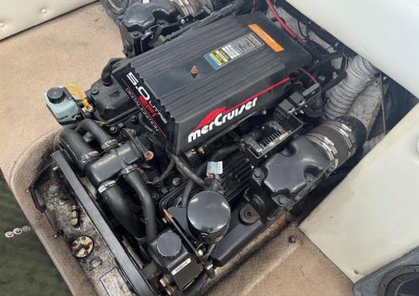 Rinker CAPTIVA-212 image