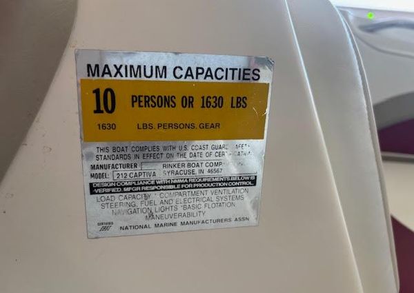 Rinker CAPTIVA-212 image