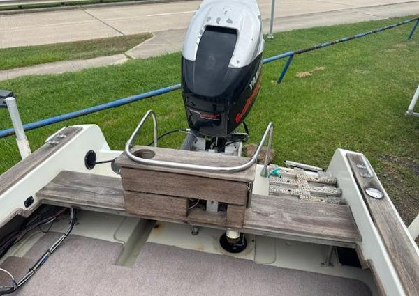 Boston-whaler 21-OUTRAGE image