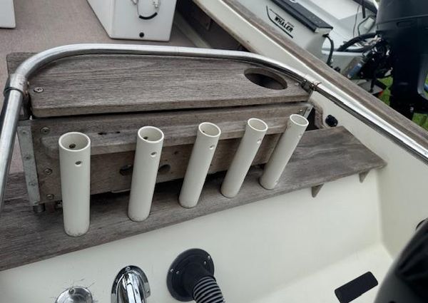 Boston-whaler 21-OUTRAGE image