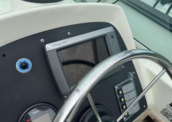 Boston-whaler 21-OUTRAGE image