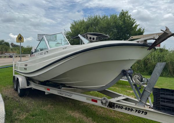 Boston-whaler 21-OUTRAGE image