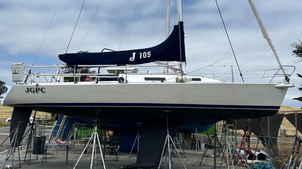 J Boats J/105 