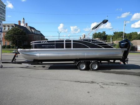 Bennington 23LTSB image