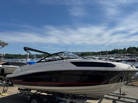 Bayliner VR5-CUDDY image