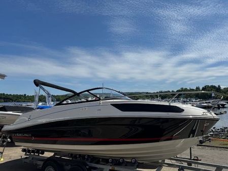 Bayliner VR5-CUDDY image