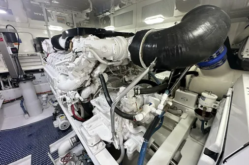 Viking 55 Convertible image