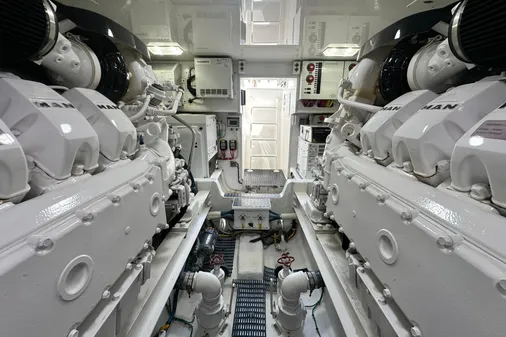 Viking 55 Convertible image