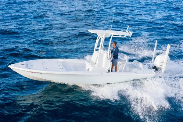 Yellowfin 24-BAY-CE image