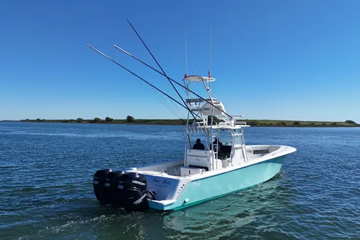 SeaVee 39B Center Console image