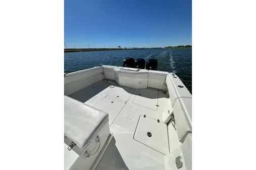 SeaVee 39B Center Console image