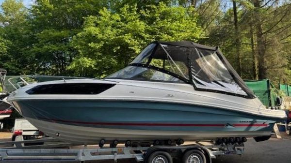 Bayliner VR6 Cuddy