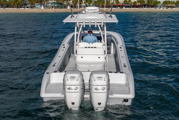 Yellowfin 32-OFFSHORE image