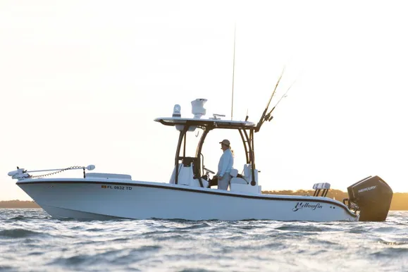 2026 Yellowfin 26 Hybrid