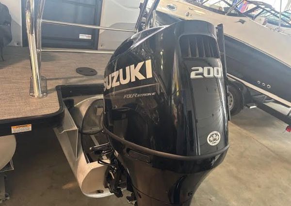 Godfrey SWEETWATER-2286QS-QUAD-SEATING-FULL-TRITOON image