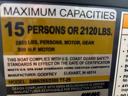 Godfrey SWEETWATER-2286QS-QUAD-SEATING-FULL-TRITOON image