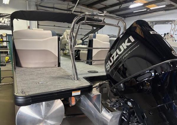 Godfrey SWEETWATER-2286QS-QUAD-SEATING-FULL-TRITOON image