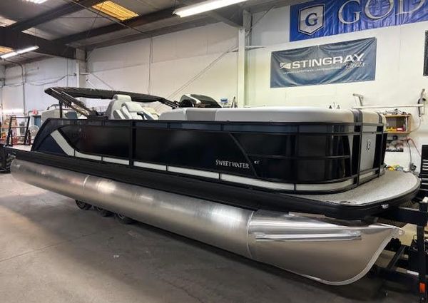 Godfrey SWEETWATER-2286QS-QUAD-SEATING-FULL-TRITOON image