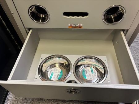 Godfrey SWEETWATER-2286QS-QUAD-SEATING-FULL-TRITOON image