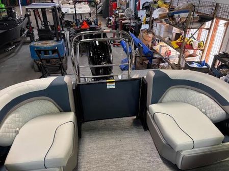 Godfrey SWEETWATER-2286QS-QUAD-SEATING-FULL-TRITOON image