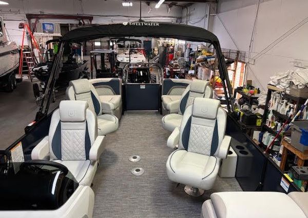 Godfrey SWEETWATER-2286QS-QUAD-SEATING-FULL-TRITOON image