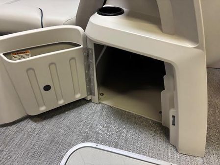 Godfrey SWEETWATER-2286QS-QUAD-SEATING-FULL-TRITOON image