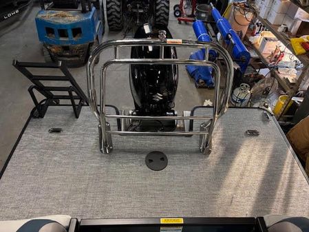 Godfrey SWEETWATER-2286QS-QUAD-SEATING-FULL-TRITOON image