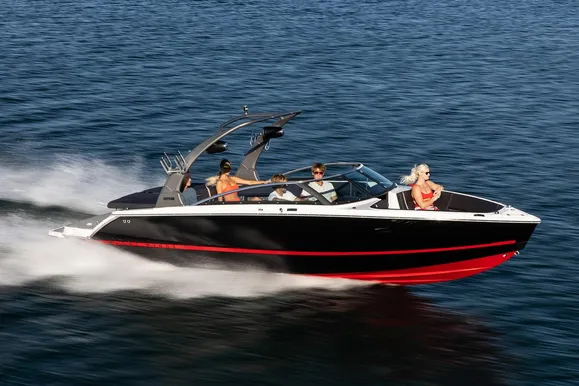 2026 Four Winns H4 Surf