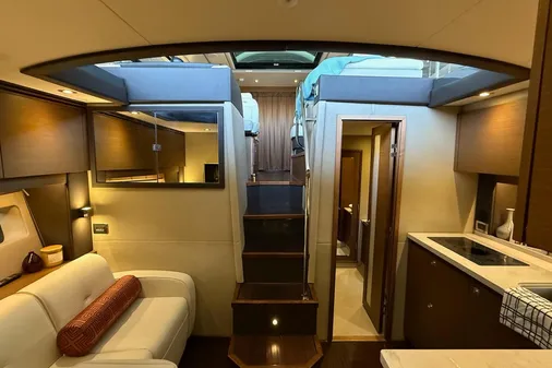 Sea Ray 470 Sundancer image