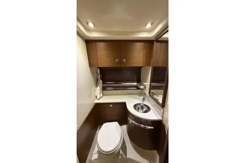 Sea Ray 470 Sundancer image