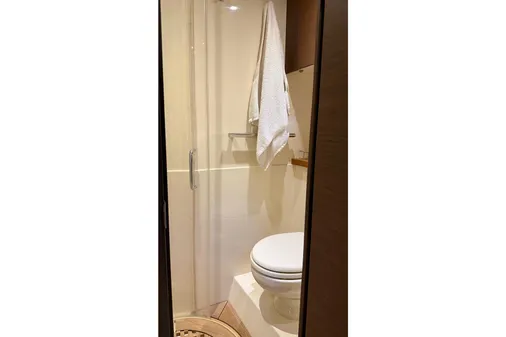 Sea Ray 470 Sundancer image