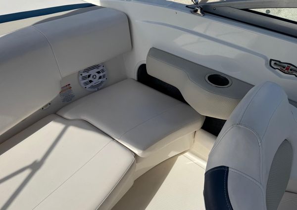 Chaparral 186-SSI image