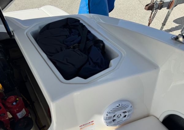 Chaparral 186-SSI image