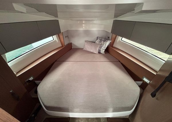 Beneteau ANTARES-9 image