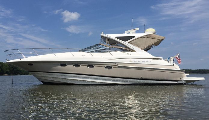Regal 4460 Commodore - main image