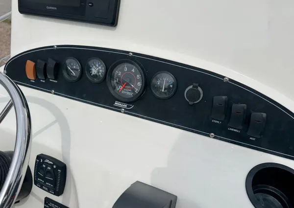 Boston-whaler 190-NANTUCKET image