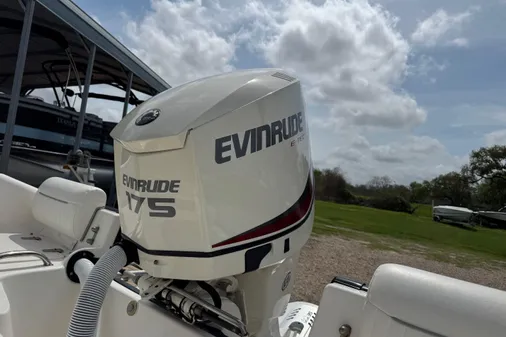Boston-whaler 190-NANTUCKET image