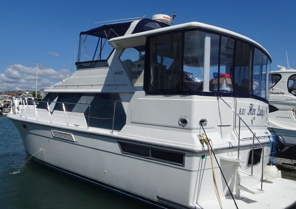 Carver 440-AFT-CABIN-MOTOR-YACHT image