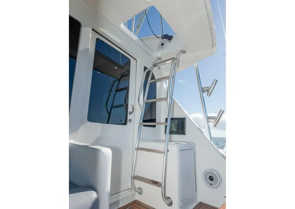 Viking 50 Convertible image