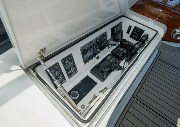 Viking 50 Convertible image