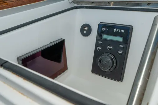 Viking 50 Convertible image