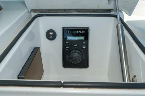 Viking 50 Convertible image