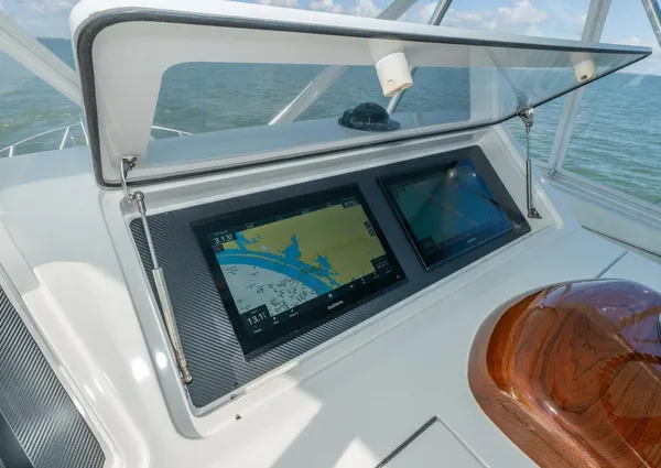 Viking 50 Convertible image