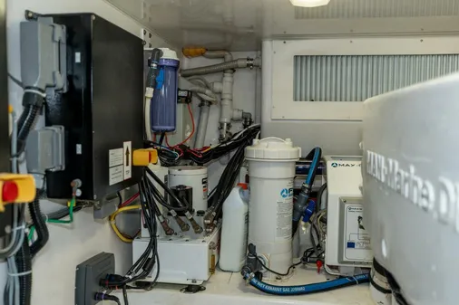 Viking 50 Convertible image