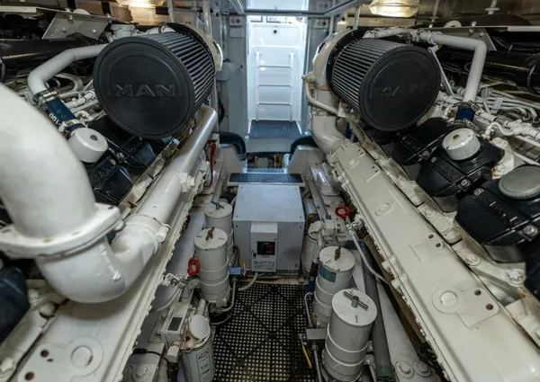 Viking 50 Convertible image