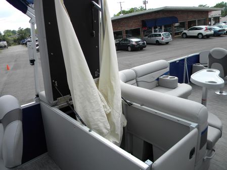 Bennington 20SF image