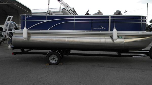 Bennington 20SF 