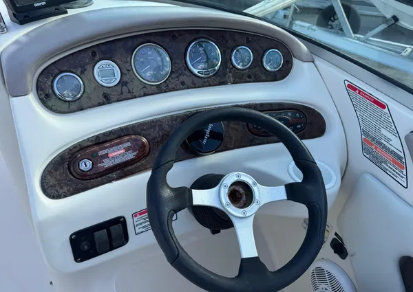 Sea-ray 240-SUNDECK image