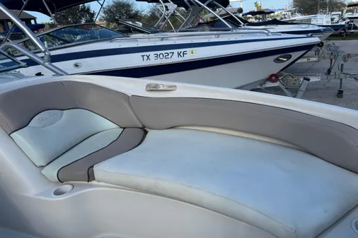 Sea-ray 240-SUNDECK image