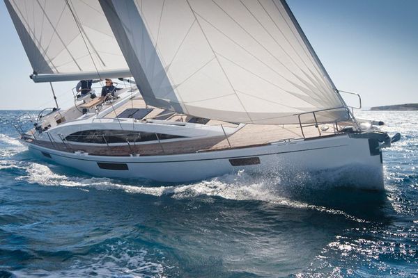 Bavaria Vision 46 - main image